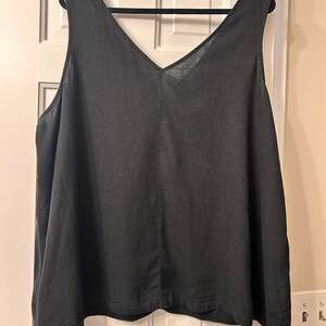 Time and Tru Women's Woven Tank Top